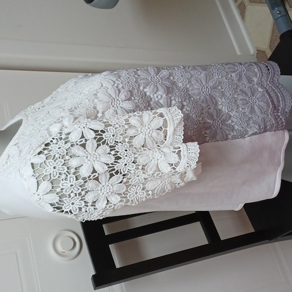 Alfred Dunner Knit Lace top Size M - Picture 2 of 12